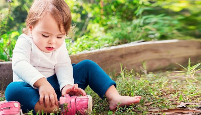 toddler shoes 2 toddler trying to wear shoes